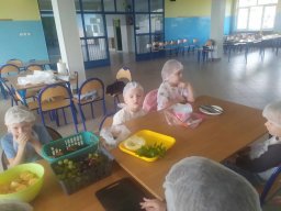 b_1024_768_0_00_images_2023_2024_Zerowki_Salatki_394481002_792231346038149_395137674310817583_n